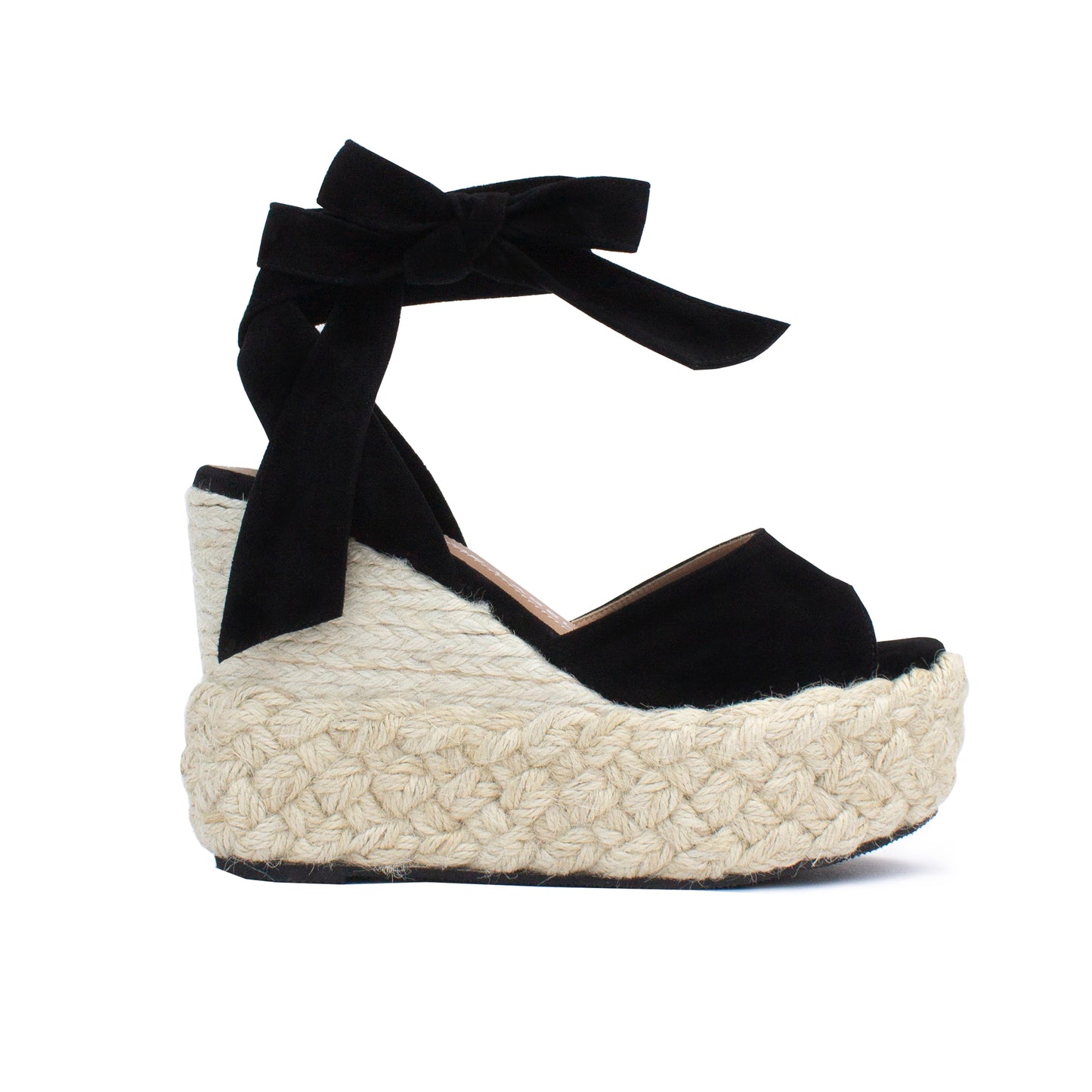 Pili black